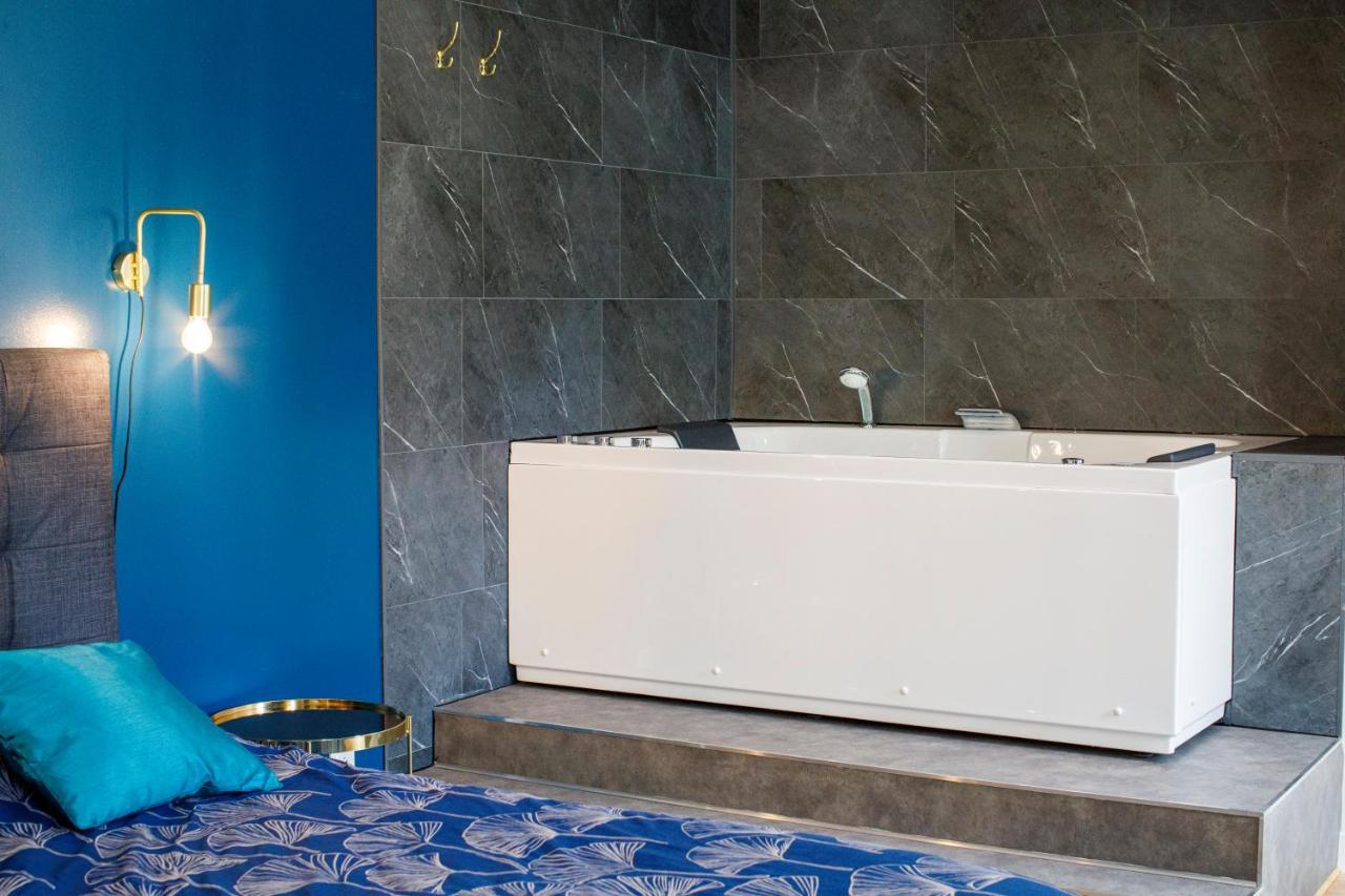 Spa & Detente - Suite Privee - Tours - Netflix Exterior foto