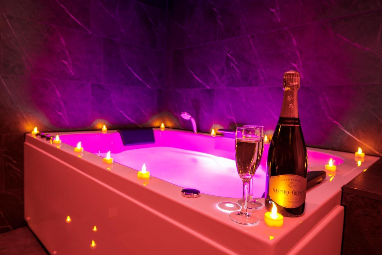 Spa & Detente - Suite Privee - Tours - Netflix Exterior foto
